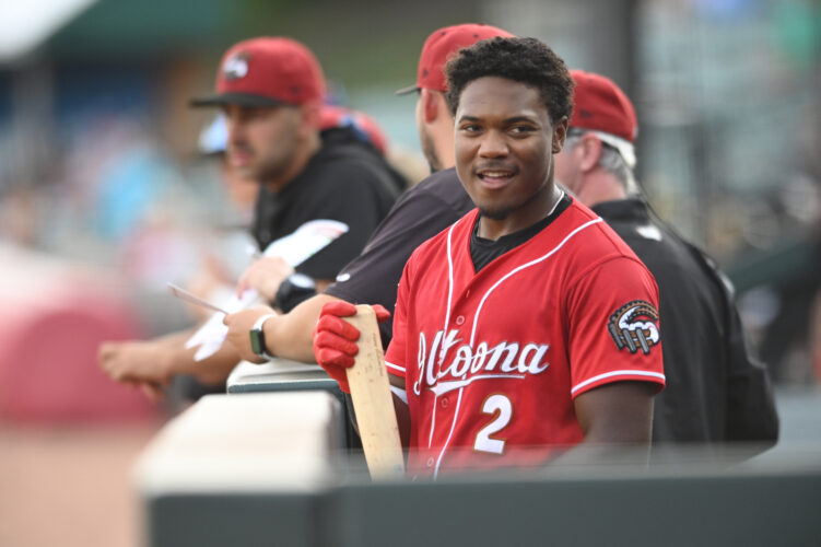 No. 3 prospect Johnson homers in Curve win
